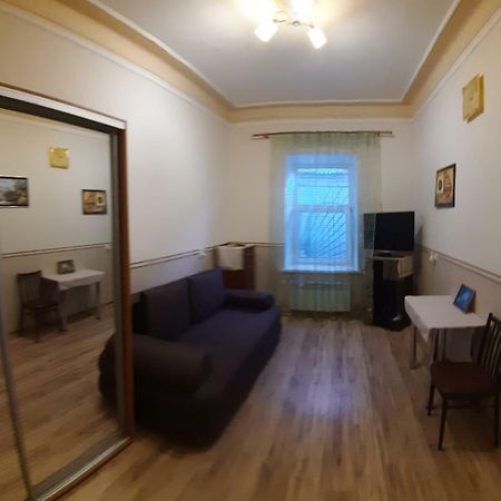 Уютная Квартира На Молдованке Odesa Exterior foto